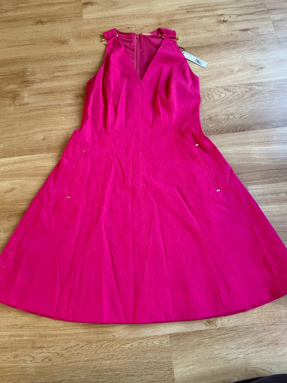 NWT Elie Tahari Sleeveless Fuchsia Pink A-Line Dress with Gold Hardware